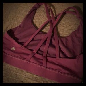 Lululemon sports bra